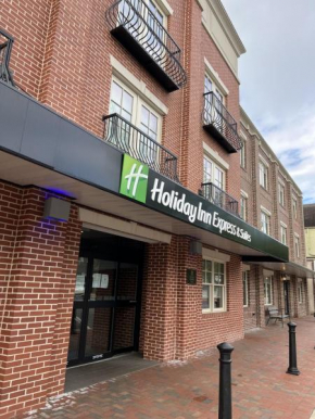 Holiday Inn Express & Suites - Dahlonega - University Area, an IHG Hotel